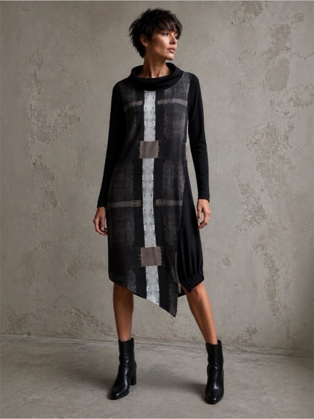 Naya Abstract Print Dress Small Black Taupe Silver Funnel Neck Made in Poland